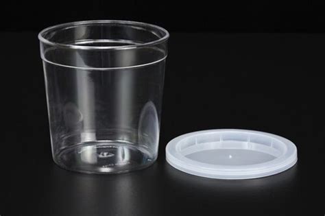 BETTA CUP WITH LID 16 OZ .